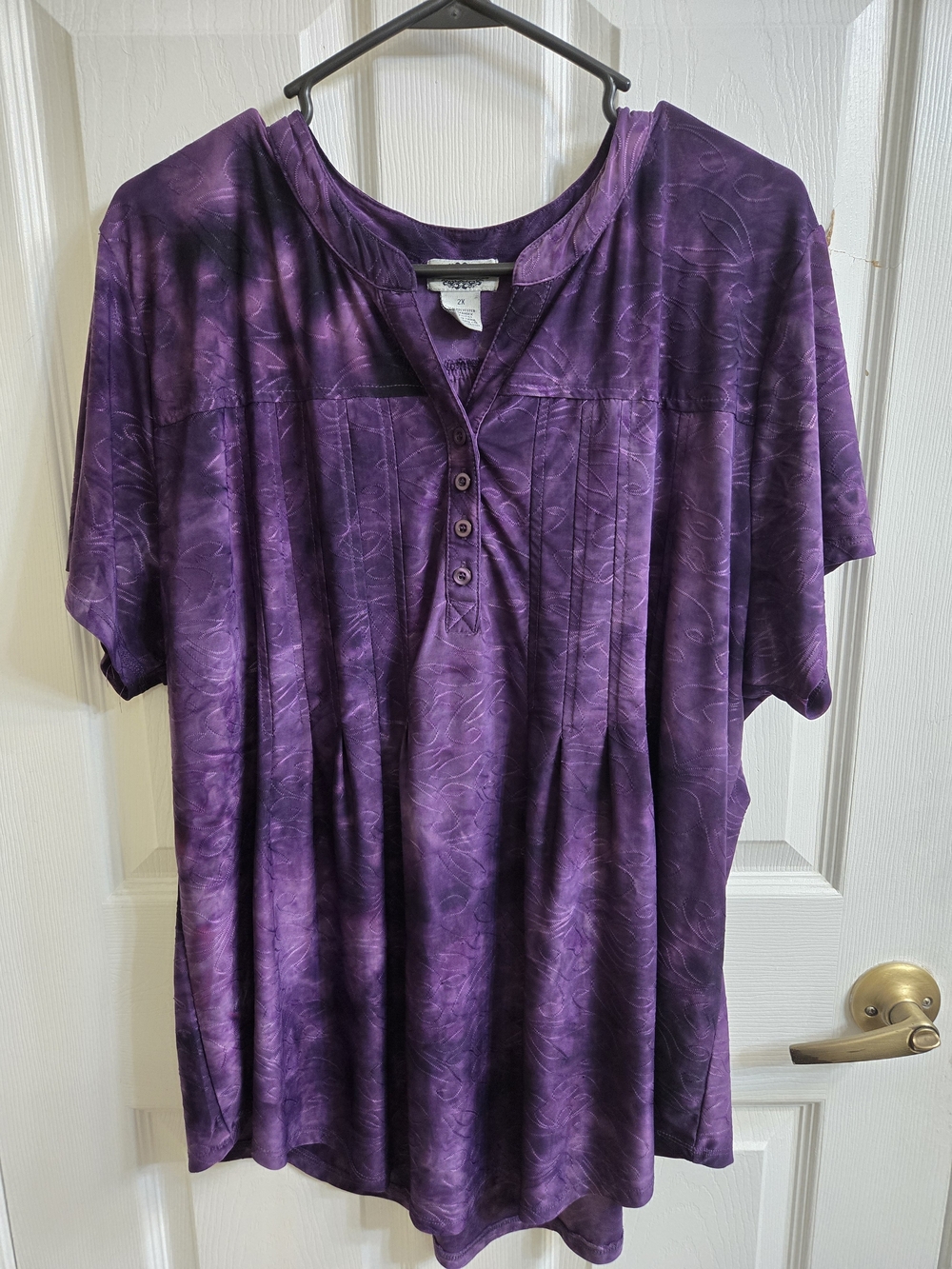 Relaxed Short-Sleeve Henley Blouse — Deep Purple